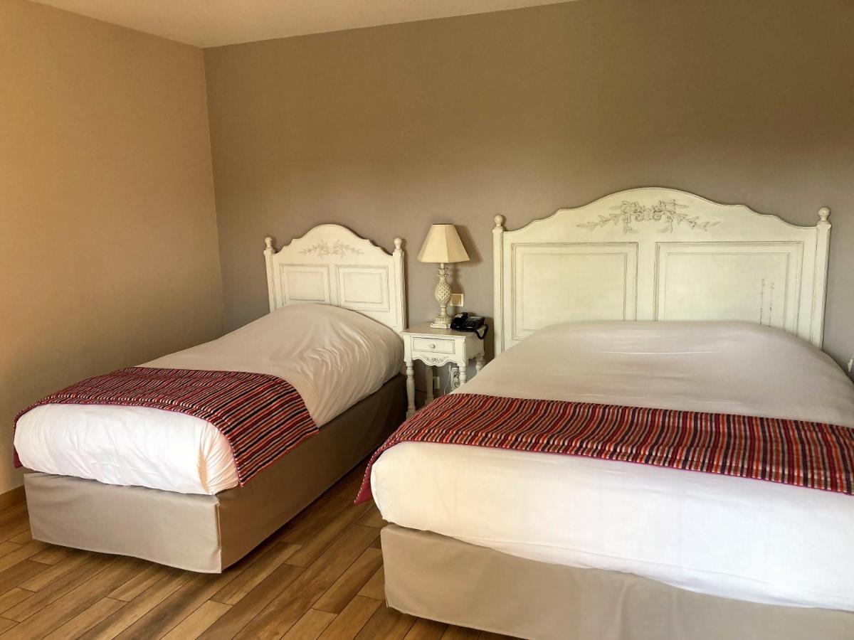 Hotel Village 2*