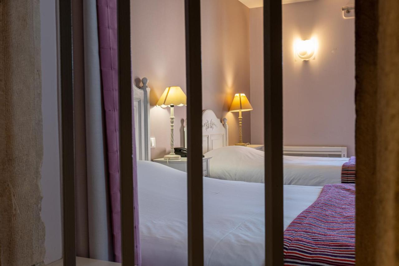 Hotel Village 2*