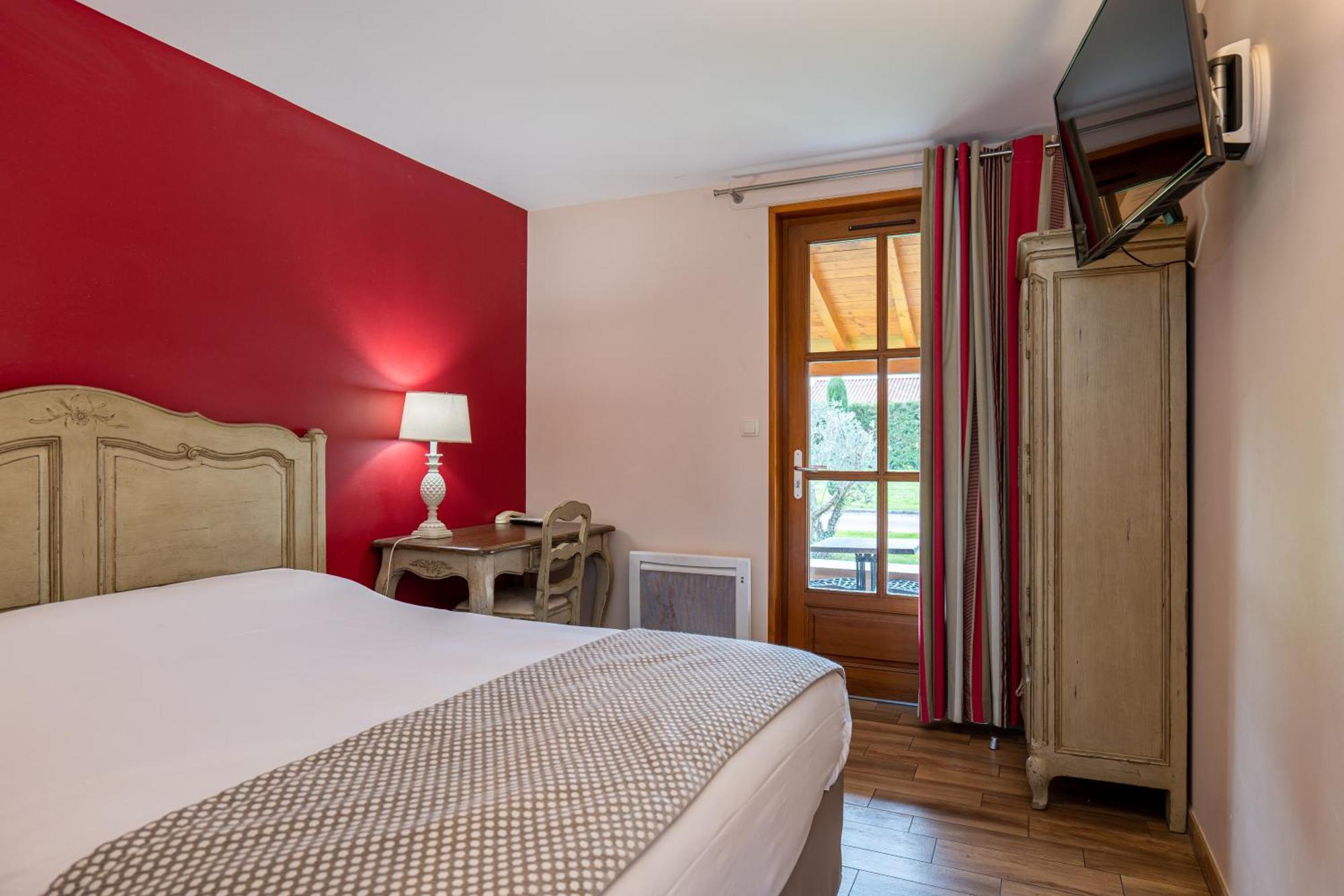 Village 2* Tournus