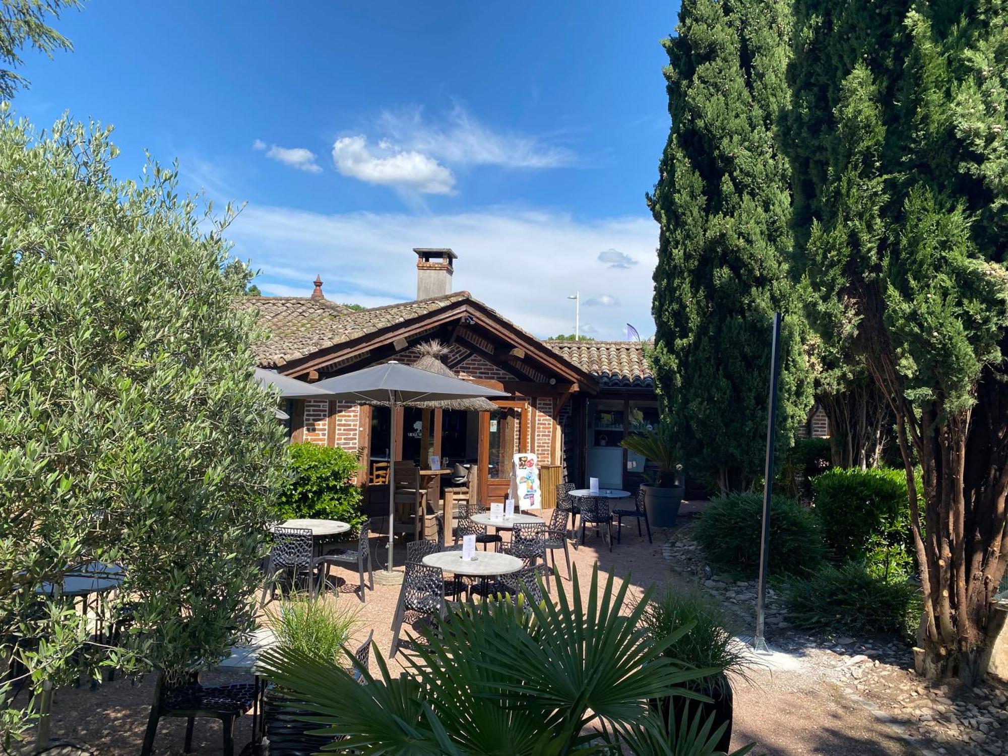 Village 2* Tournus